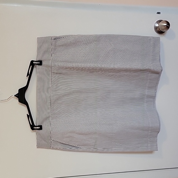 Chadwicks of Boston Skirt with Pockets Size 18 Navy & White Pre-owned - Picture 1 of 6